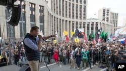 Алексей Навальный выступает на митинге протеста против ограничений свободы Интернета в России. Москва. 30 апреля, 2018 г. 