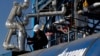 Угроза санкций нависла над нефтепромом России 